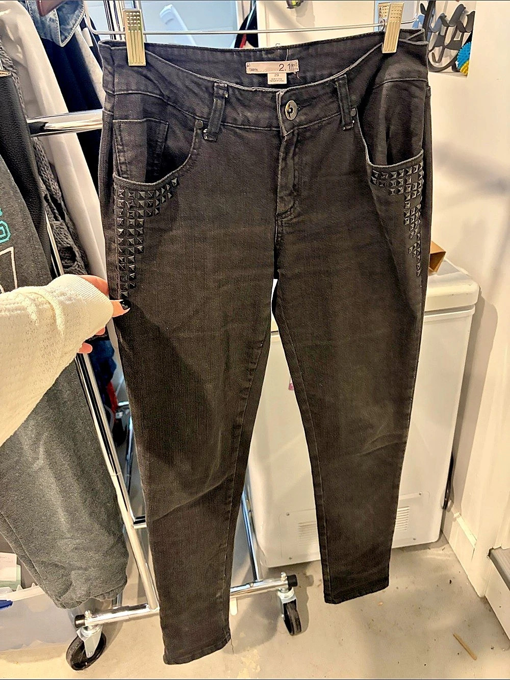2.1 Denim Studded Skinny Jeans in Black Size 29